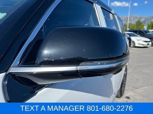 Used 2023 Jeep Grand Wagoneer 4WD image 12
