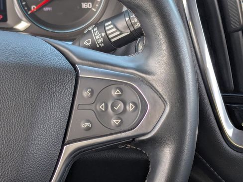 Certified 2023 Chevrolet Traverse LT image 25