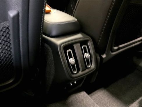 Certified 2023 Volvo XC40 B5 Plus w/ Protection Package Premier AWD/4WD image 36