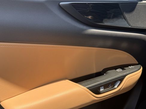 Used 2024 Lexus NX 250 FWD image 25