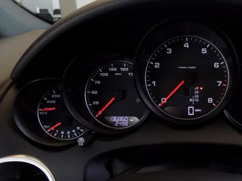 Used 2014 Porsche Cayenne image 16