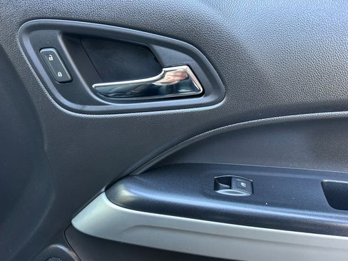 Certified 2017 Chevrolet Colorado LT w/ LT Convenience Package image 21