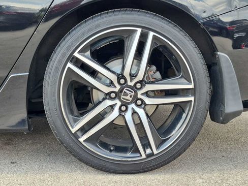 Certified 2017 Honda Accord Sport image 13