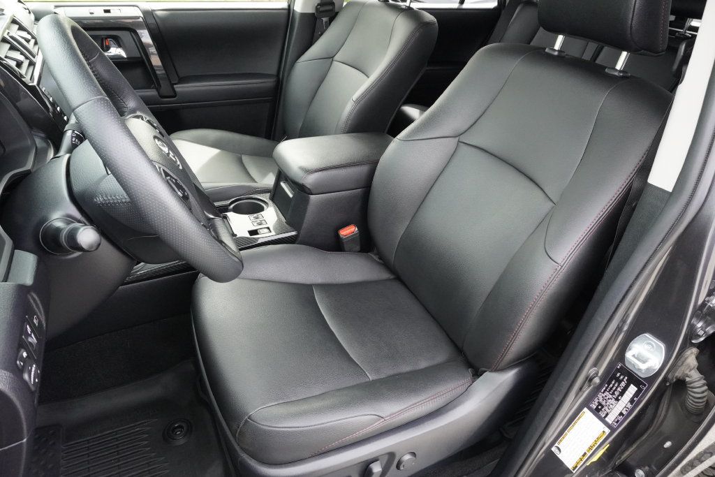 Used 2021 Toyota 4Runner TRD Off-Road Premium w/ Moonroof Package AWD/4WD image 20