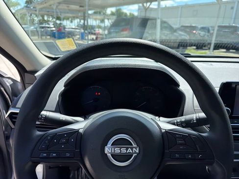 Used 2023 Nissan Altima 2.5 S FWD image 17