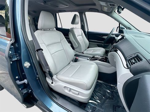 Used 2019 Honda Pilot Touring image 31