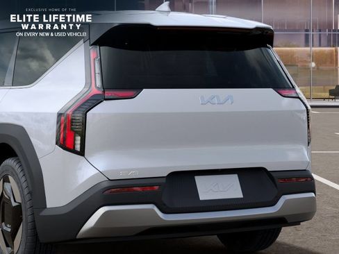 New 2026 Kia EV9 Light RWD image 14