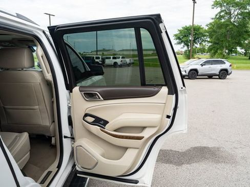 Used 2019 GMC Yukon Denali w/ Denali Ultimate Package AWD/4WD image 15