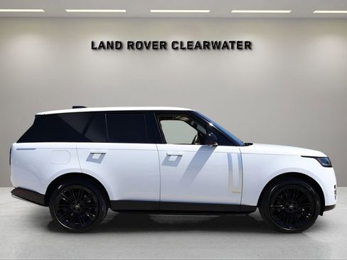 Used 2024 Land Rover Range Rover Autobiography AWD/4WD image 5