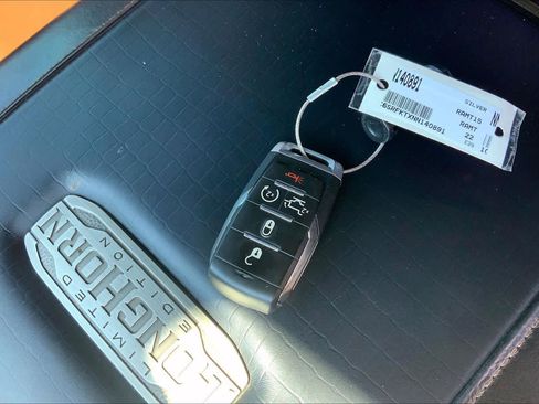 Used 2022 RAM 1500 Limited AWD/4WD image 13