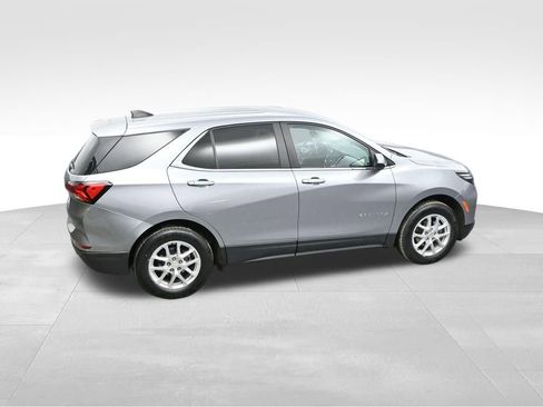 Used 2024 Chevrolet Equinox LT AWD/4WD image 36
