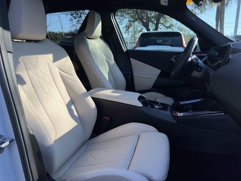 Certified 2025 BMW X3 xDrive30i w/ Premium Package image 32