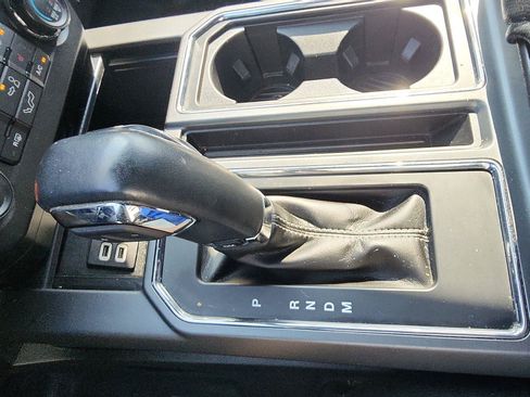 Used 2020 Ford F150 XLT w/ Equipment Group 302A Luxury AWD/4WD image 16