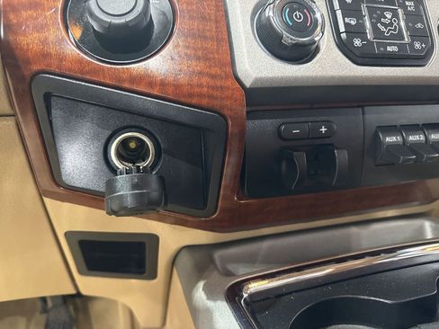 Used 2014 Ford F350 King Ranch w/ King Ranch w/Chrome Package image 82