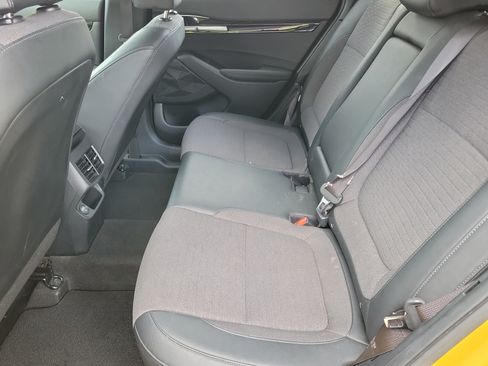 Used 2022 Kia Seltos S FWD image 6