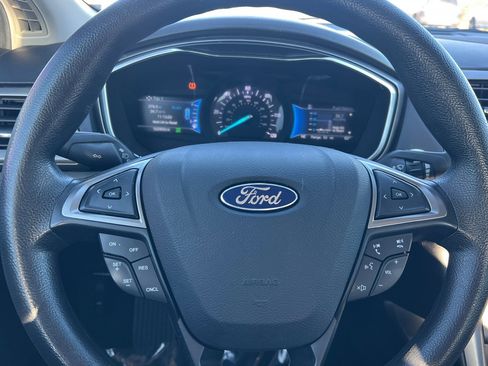 Used 2017 Ford Fusion S image 19