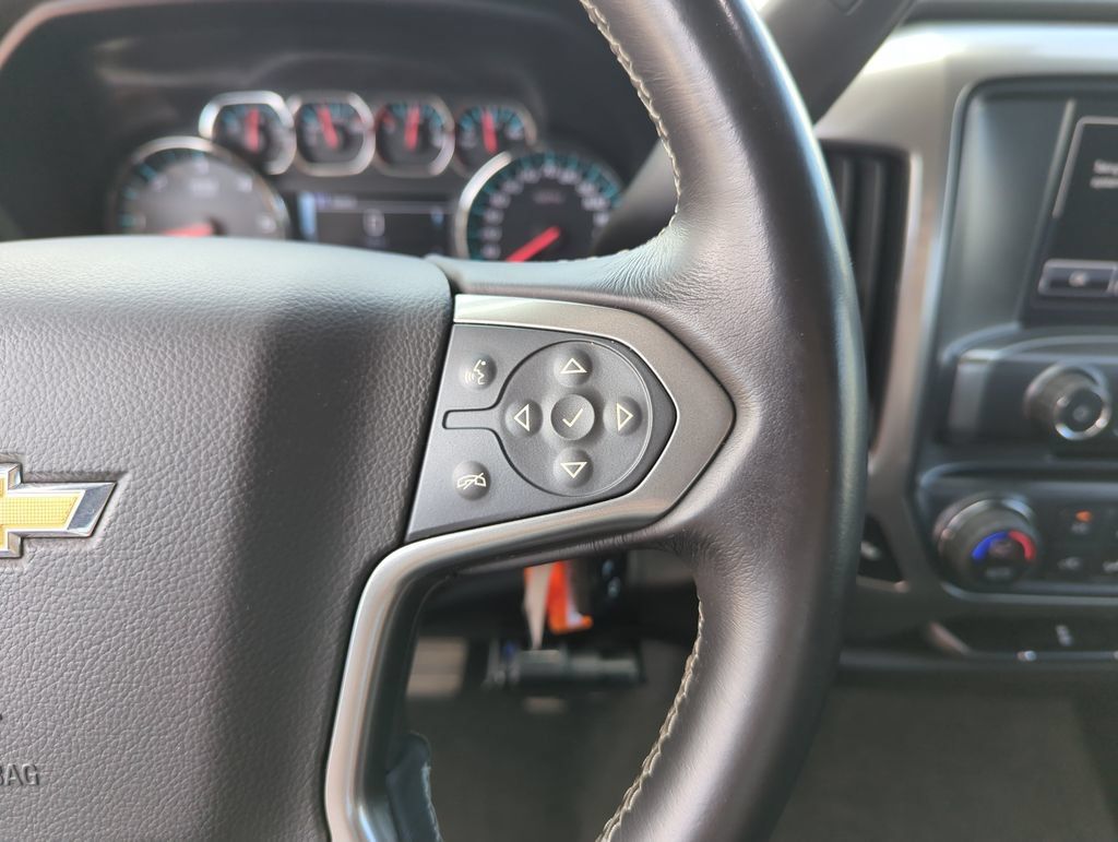 Used 2018 Chevrolet Silverado 1500 LT w/ All Star Edition AWD/4WD image 23