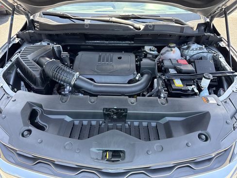 Used 2025 Chevrolet Blazer LT image 27