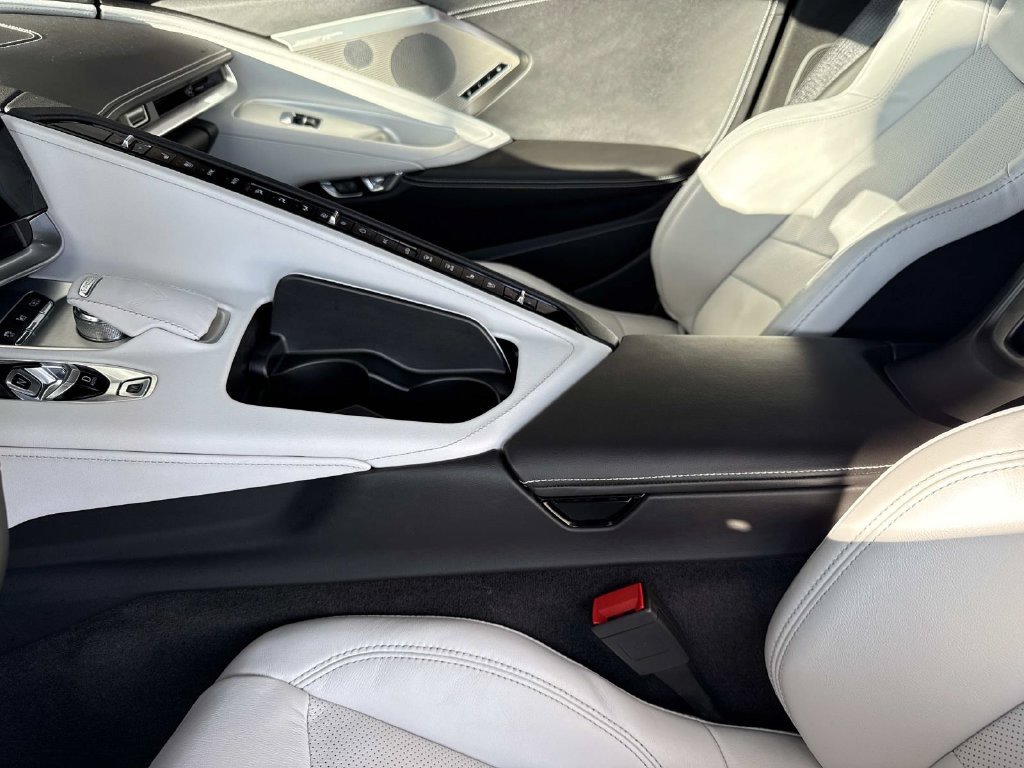 Used 2023 Chevrolet Corvette Stingray Preferred Cpe w/ Z51 Performance Package RWD image 13
