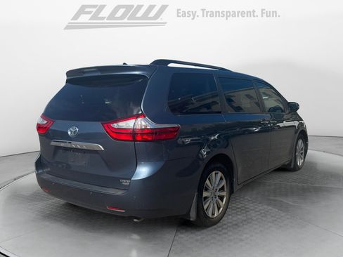 Used 2017 Toyota Sienna Limited Premium AWD/4WD image 7