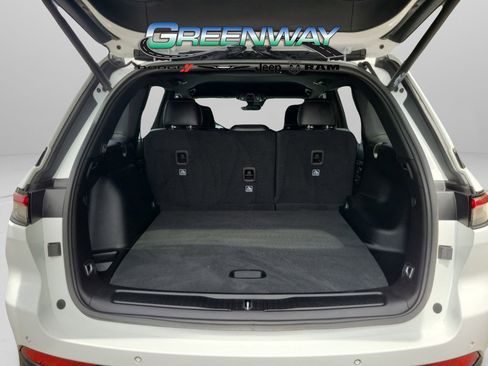 Used 2025 Jeep Grand Cherokee Limited w/ Black Appearance Package RWD image 5