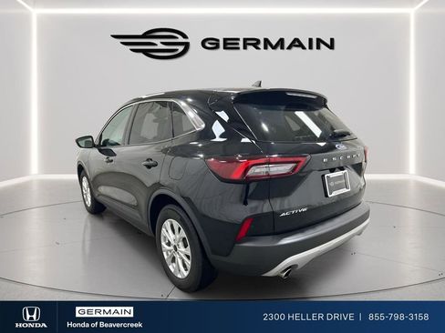 Used 2024 Ford Escape Active w/ Cold Weather Package FWD image 5