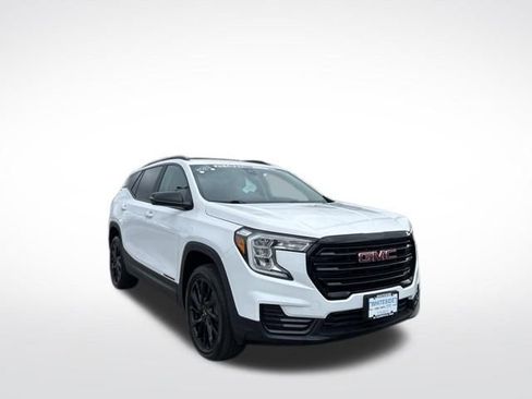 Certified 2023 GMC Terrain SLE w/ Driver Convenience Package AWD/4WD image 1