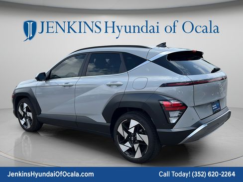 Certified 2024 Hyundai Kona Limited FWD image 5