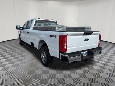 Used 2023 Ford F350 XL w/ Snow Plow/Camper Package AWD/4WD image 9