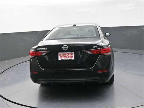 Used 2023 Nissan Sentra SV image 6