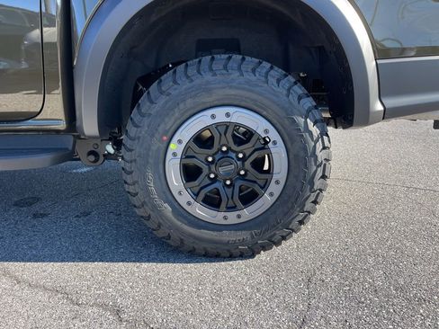 New 2025 Ford Ranger Raptor image 21