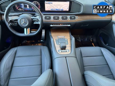 Used 2025 Mercedes-Benz GLS 450 4MATIC image 15