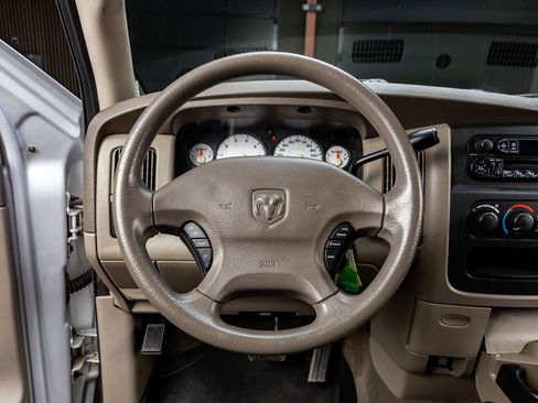 Used 2003 Dodge Ram 1500 Truck ST AWD/4WD image 18