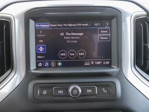 Used 2023 Chevrolet Silverado 1500 Custom AWD/4WD image 18