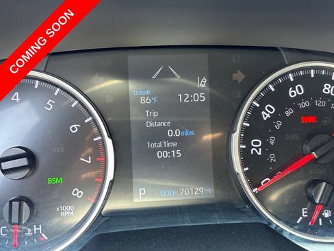 Used 2019 Toyota RAV4 XLE w/ Carpet Mat Package FWD image 22