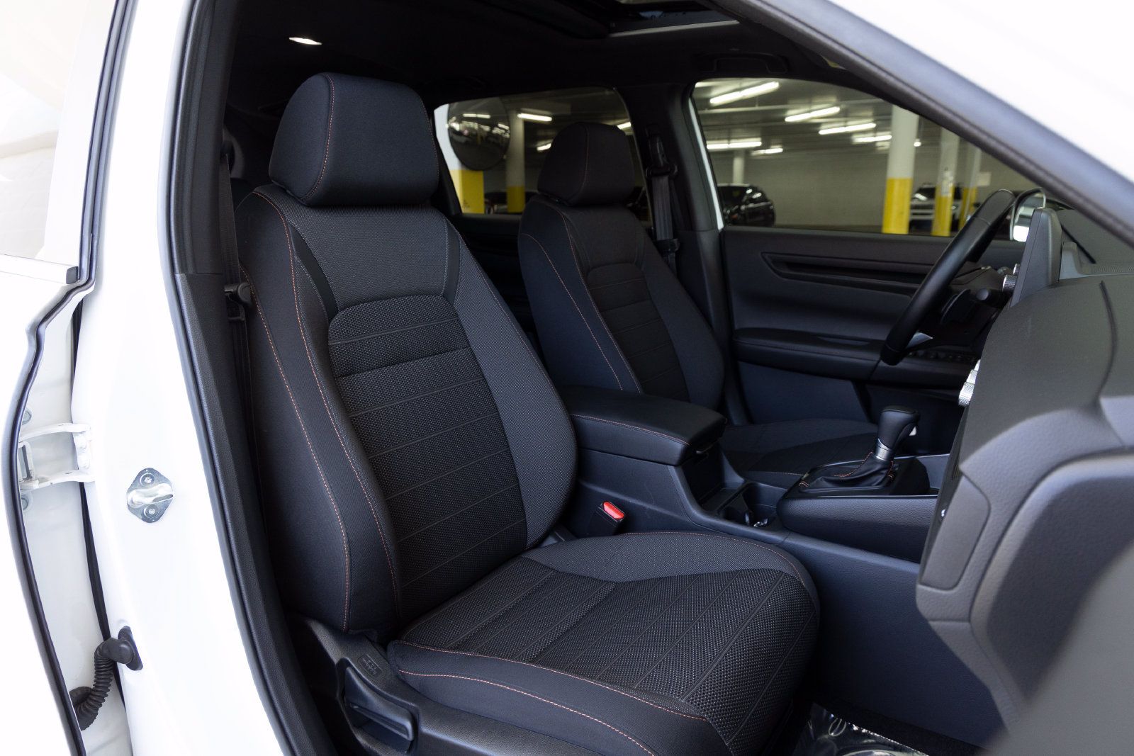 Used 2025 Honda CR-V Sport image 32