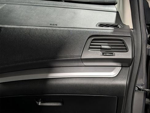 Used 2015 Honda CR-V LX image 27