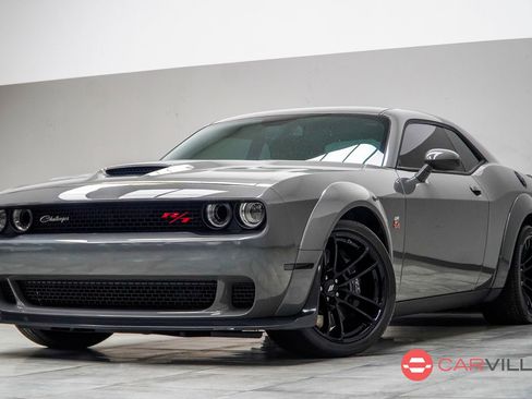 Used 2023 Dodge Challenger R/T Scat Pack RWD image 1