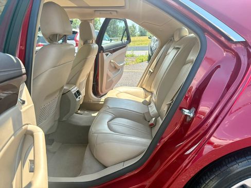 Used 2010 Cadillac CTS Premium RWD image 20