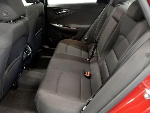 Used 2018 Chevrolet Malibu LT image 28