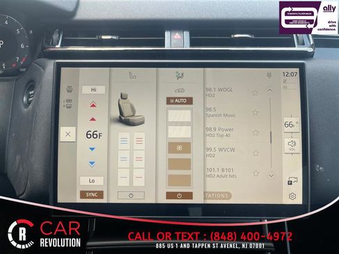 Used 2025 Land Rover Range Rover Velar Dynamic SE AWD/4WD image 23