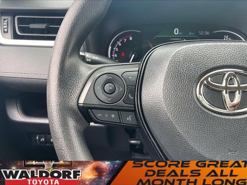 Used 2024 Toyota RAV4 XLE image 23