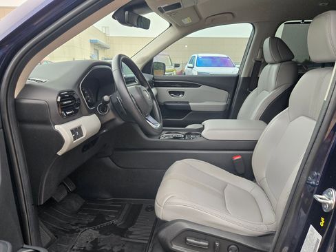 Used 2023 Honda Pilot EX-L image 9