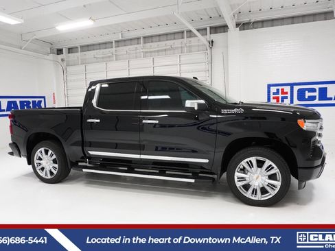 New 2026 Chevrolet Silverado 1500 High Country w/ High Country Premium Package AWD/4WD image 4