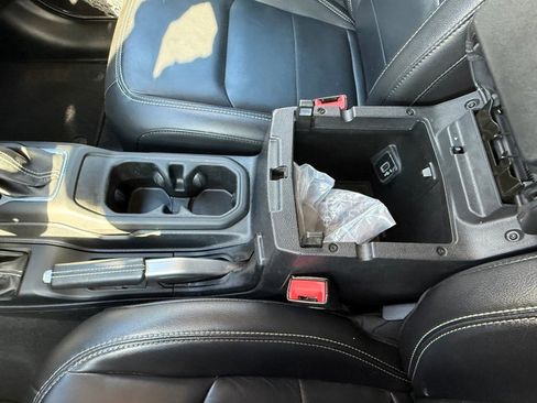 Used 2020 Jeep Gladiator Overland image 31