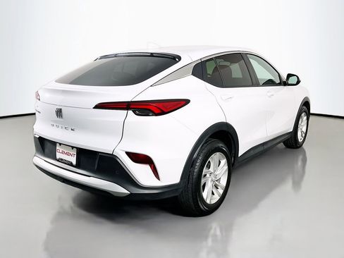 Used 2025 Buick Envista Preferred image 7