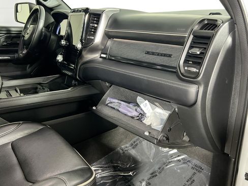 Used 2023 RAM 1500 Limited w/ Body Color Bumper Group AWD/4WD image 33