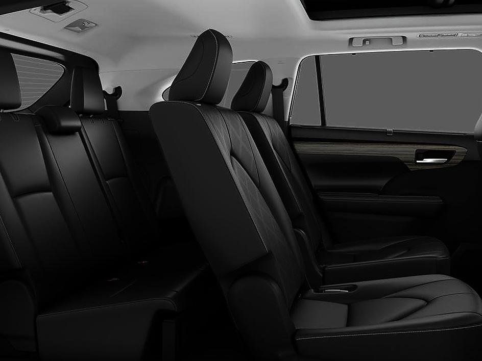 New 2026 Toyota Highlander Platinum AWD/4WD image 25