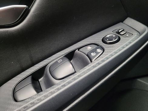 Used 2022 Nissan Sentra S FWD image 27