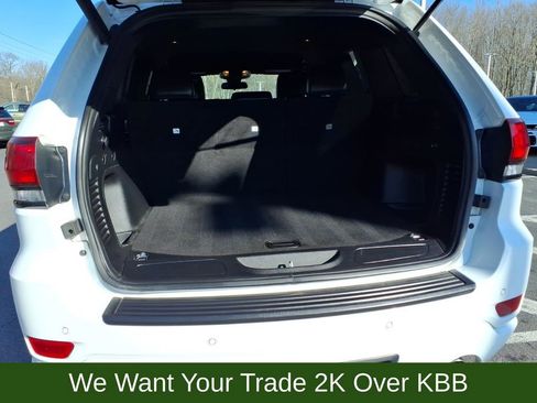 Used 2021 Jeep Grand Cherokee Laredo X AWD/4WD image 23